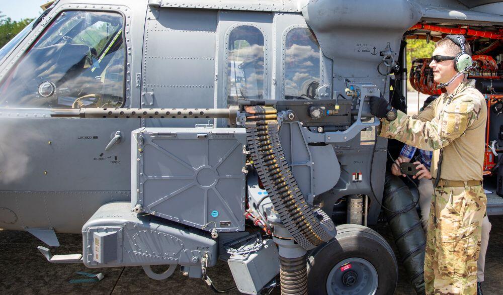 A test of a GAU-18 gun on the Sikorsky HH-60W. Credit: U.S. Air Force
