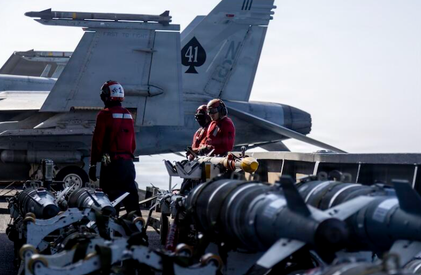 이스라엘·미국, 이란 작전 지속 위해 무기 재보충 검토 