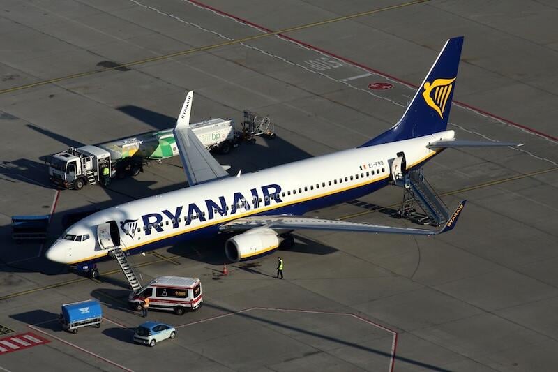 ryanair 737-800