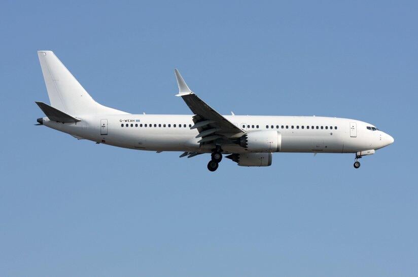 Ascend 737-8