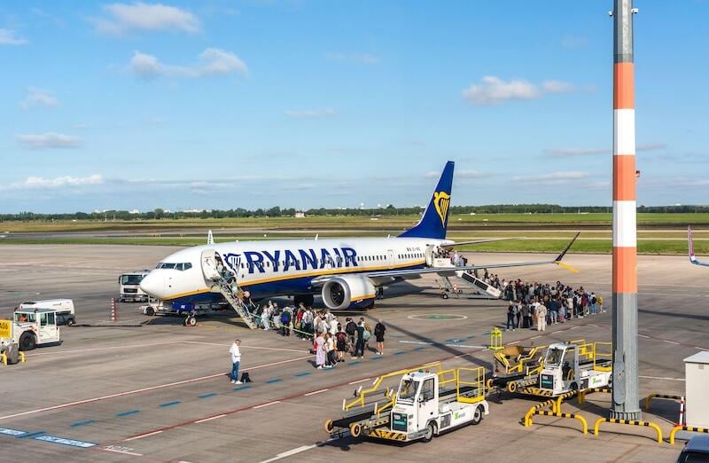 ryanair jet at ber