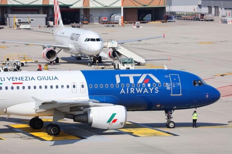 ITA and volotea jets