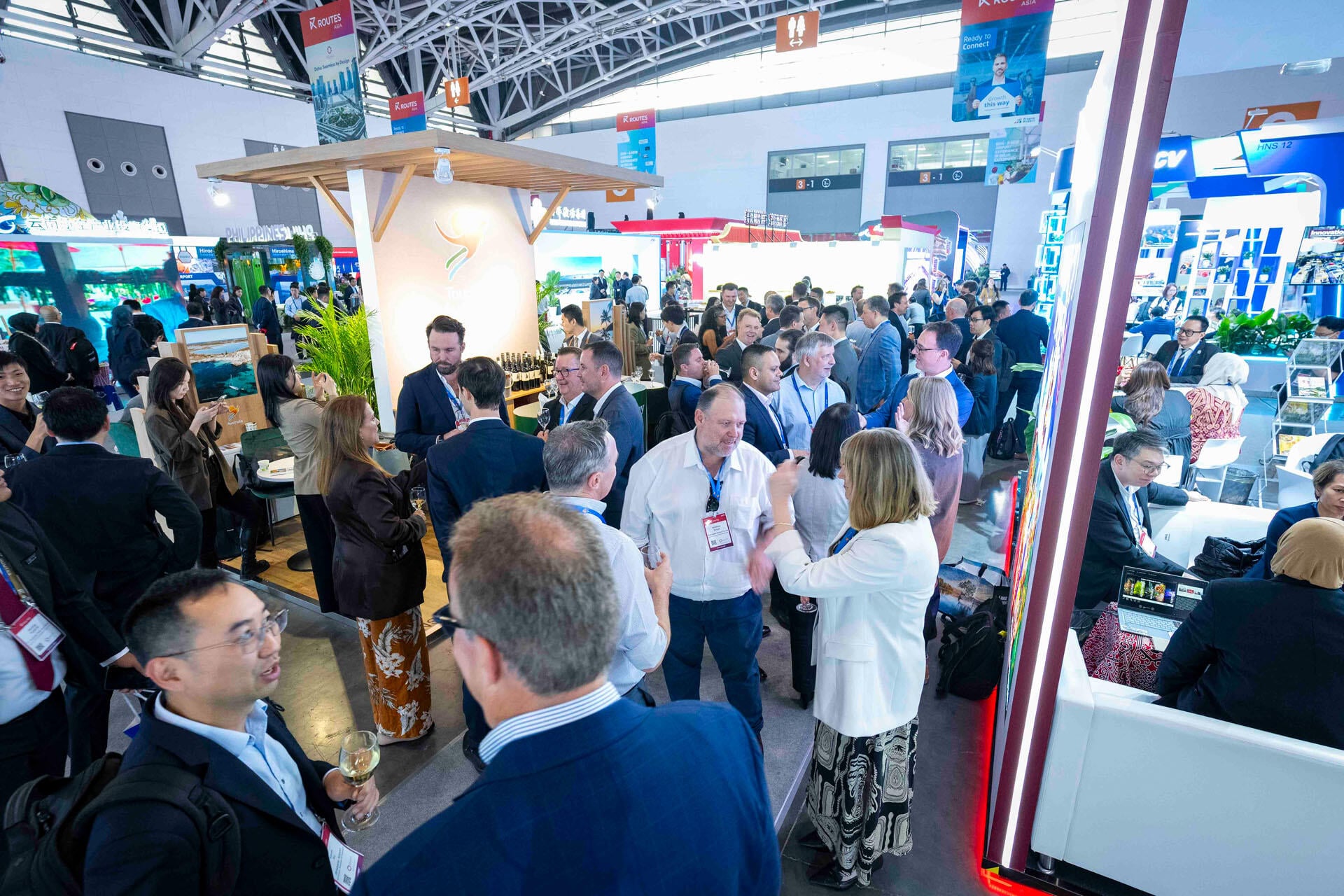 At the Exhibitor Networking