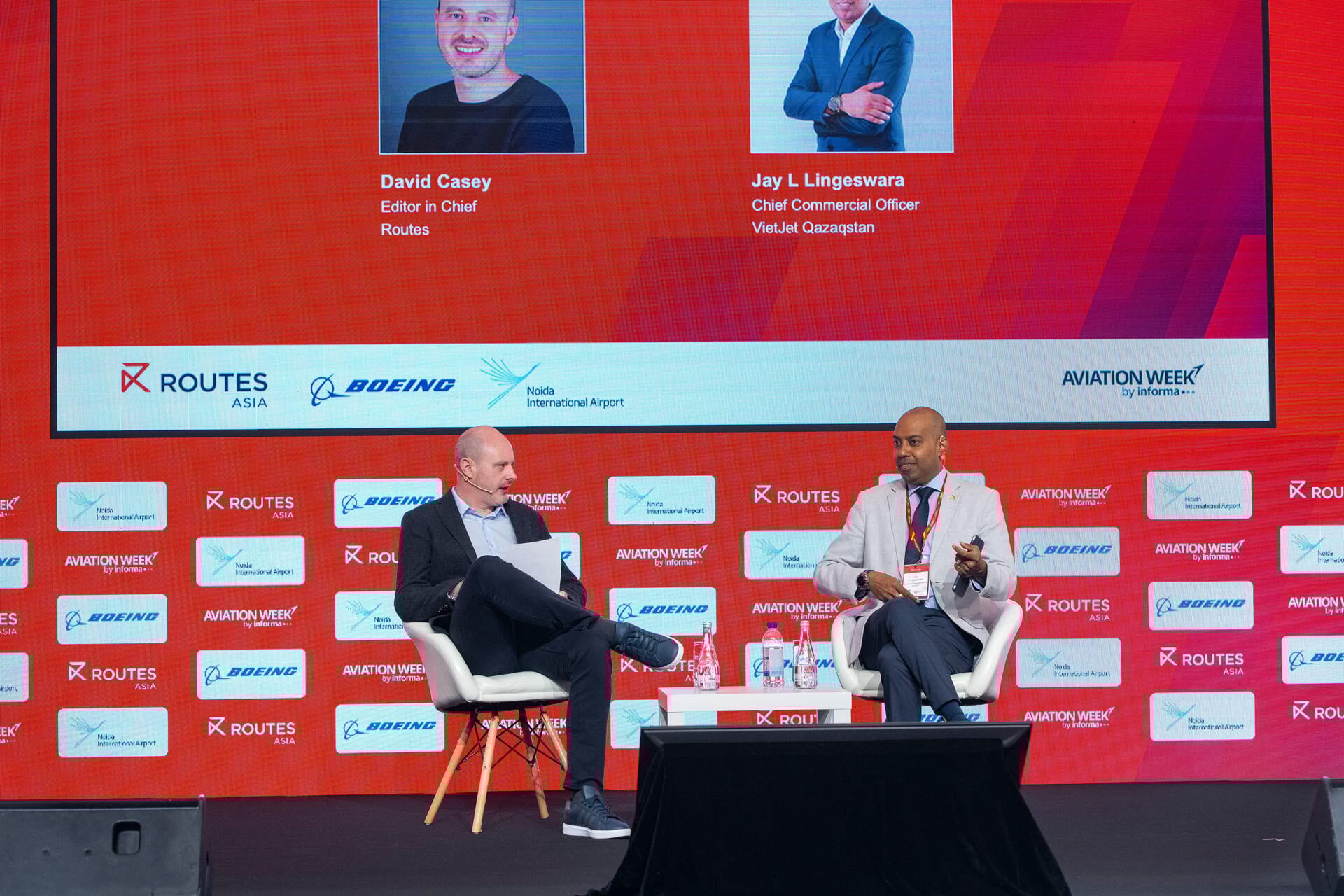 David Casey from Routes and Jay L. Lingeswara, Vice President of VietJet