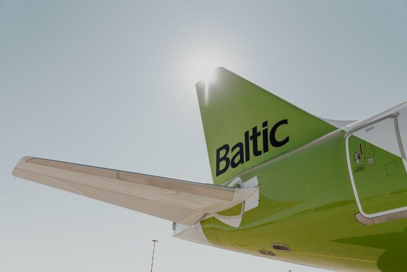 airBaltic tail fin