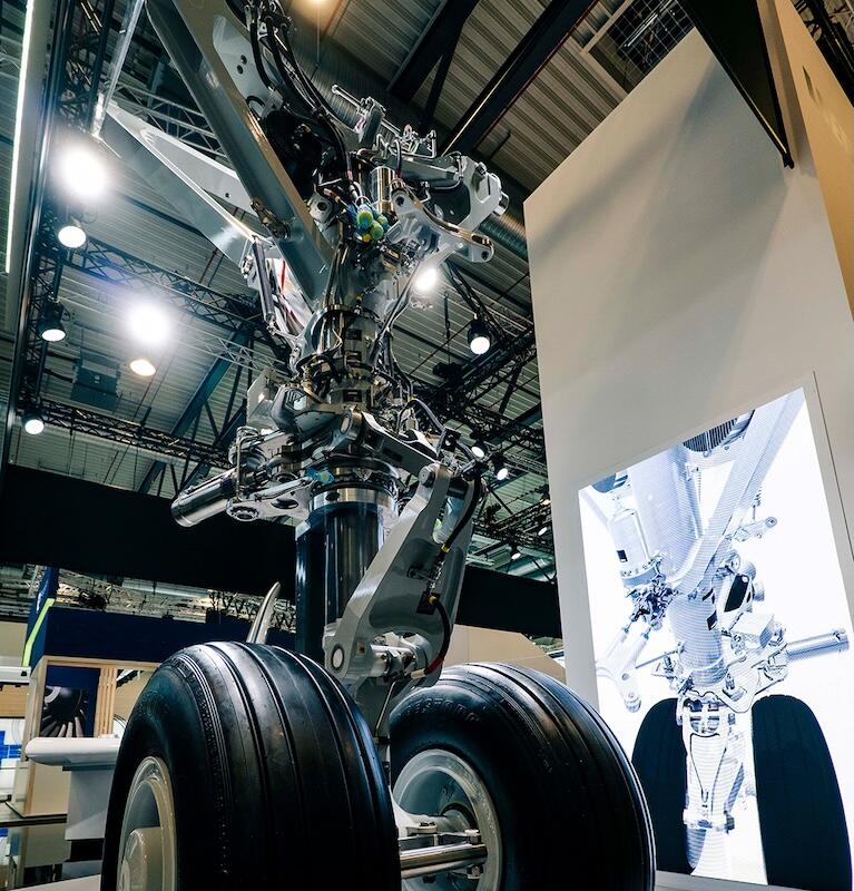 a350 nose landing gear