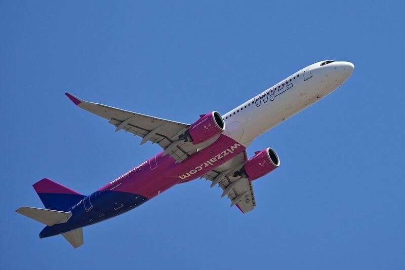 Wizz Air plane