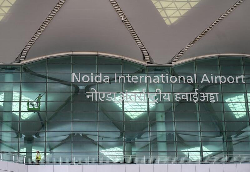 noida airport sign
