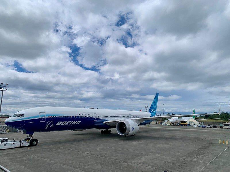 Boeing 777-9