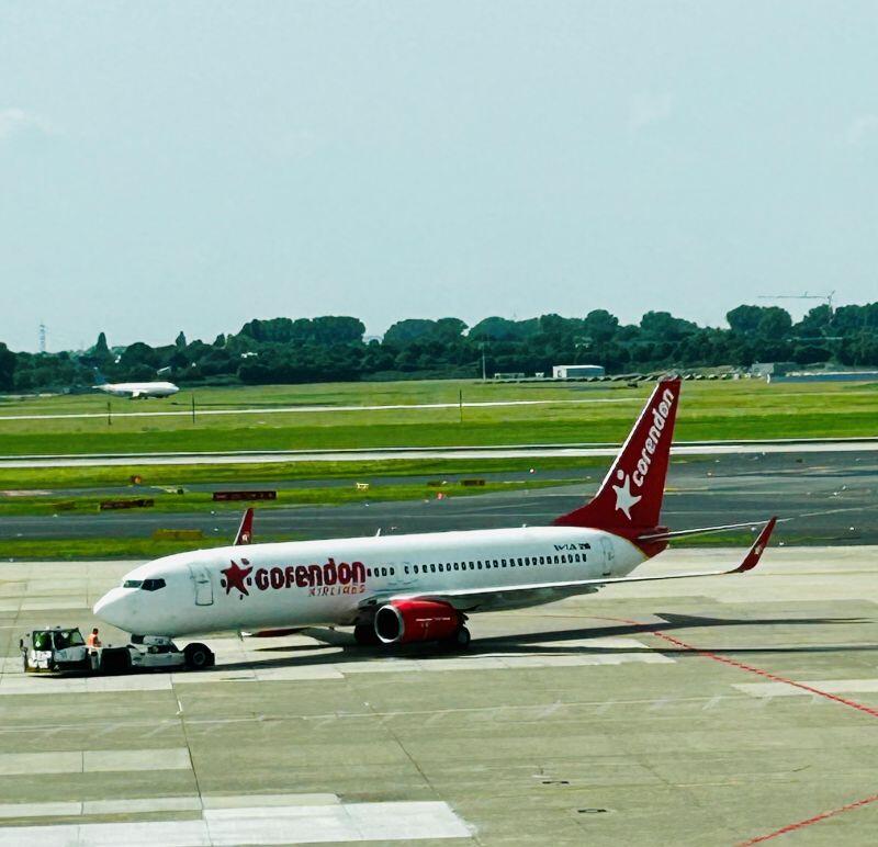 Corendon's Boeing 737-800 