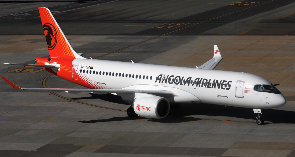 TAAG Angola A220-300