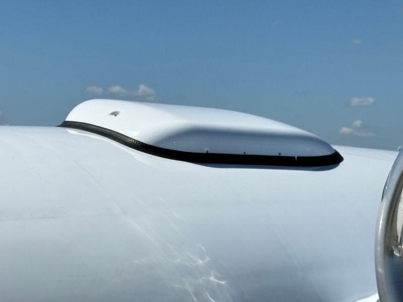 Tamarack is working toward STC approval of a fuselage-mounted LEO satellite antenna system. 