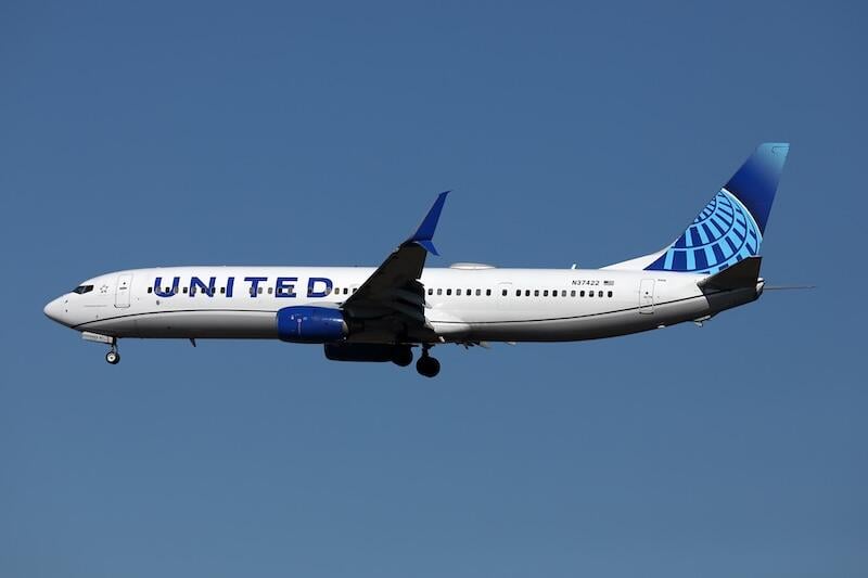 united 737
