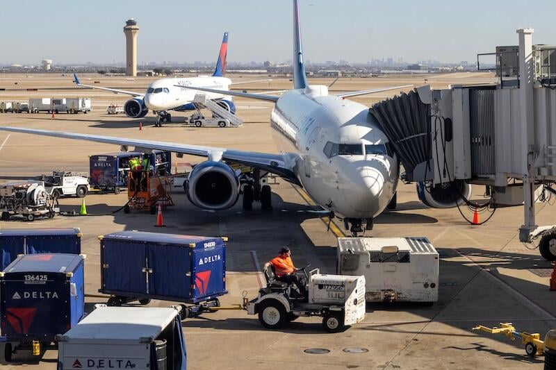dfw apron