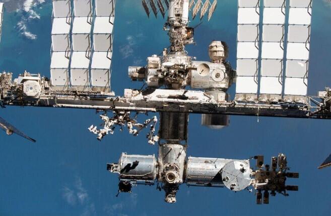 NASAは宇宙ステーション移行において課題に直面している