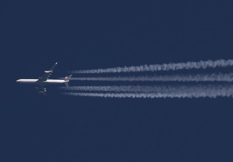 Lufthansa A340-600