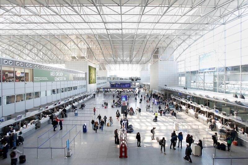 Terminal 2 hall