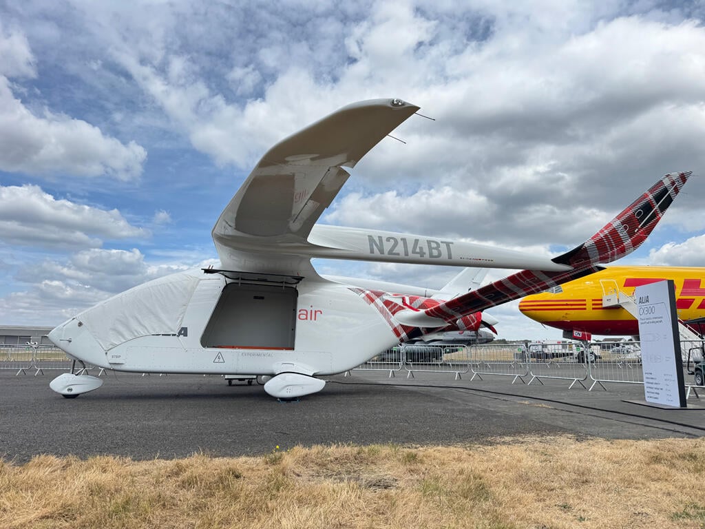 alia cx300 loganair