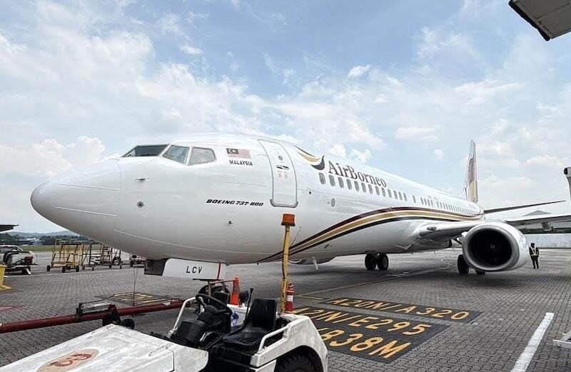 air borneo 737-800