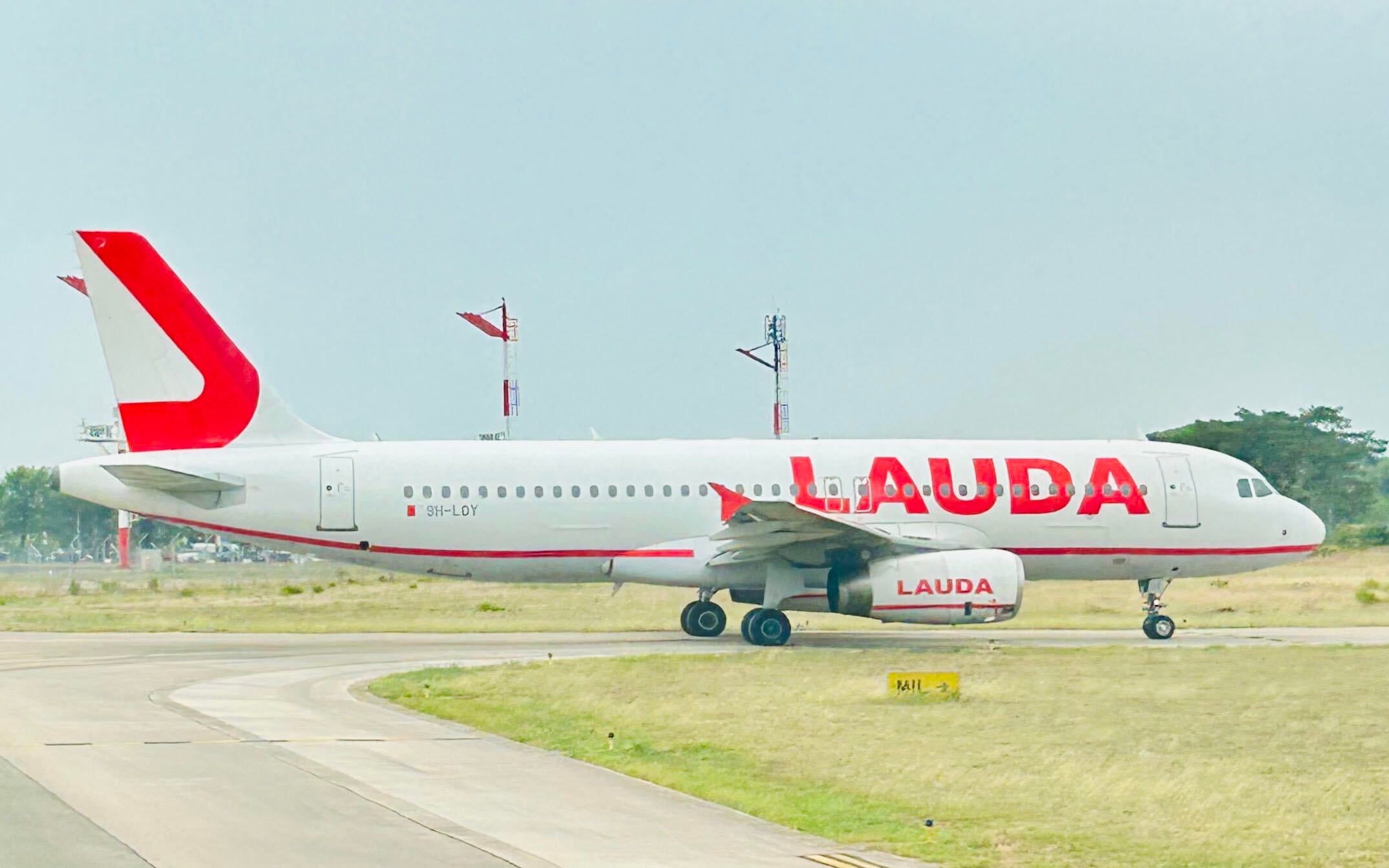 Lauda A320