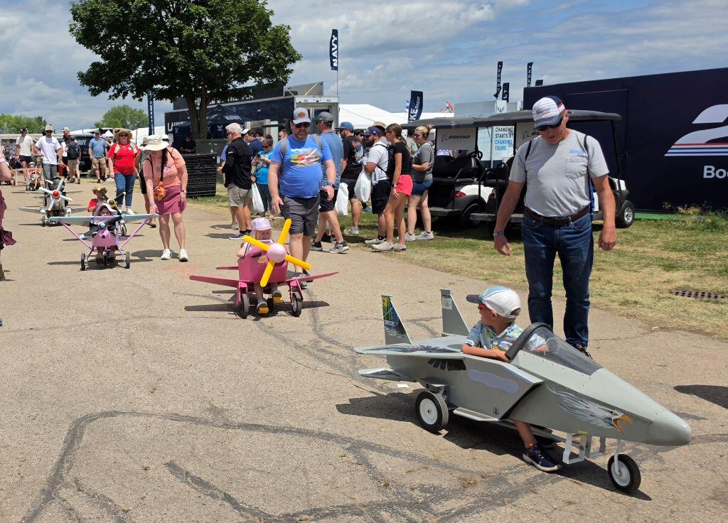 Kiddie Pedal Plane Parade
