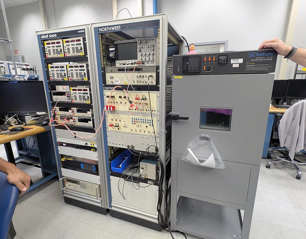 Aircraft engine computer testing equipment