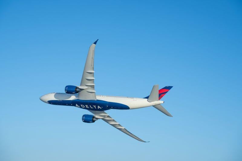 Delta jet