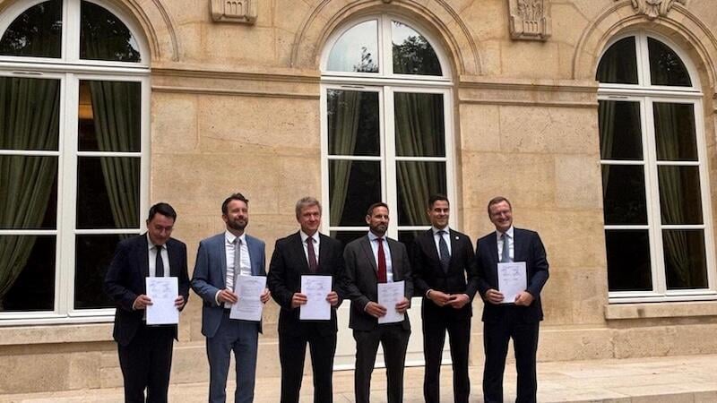 bliksem exo consortium officials
