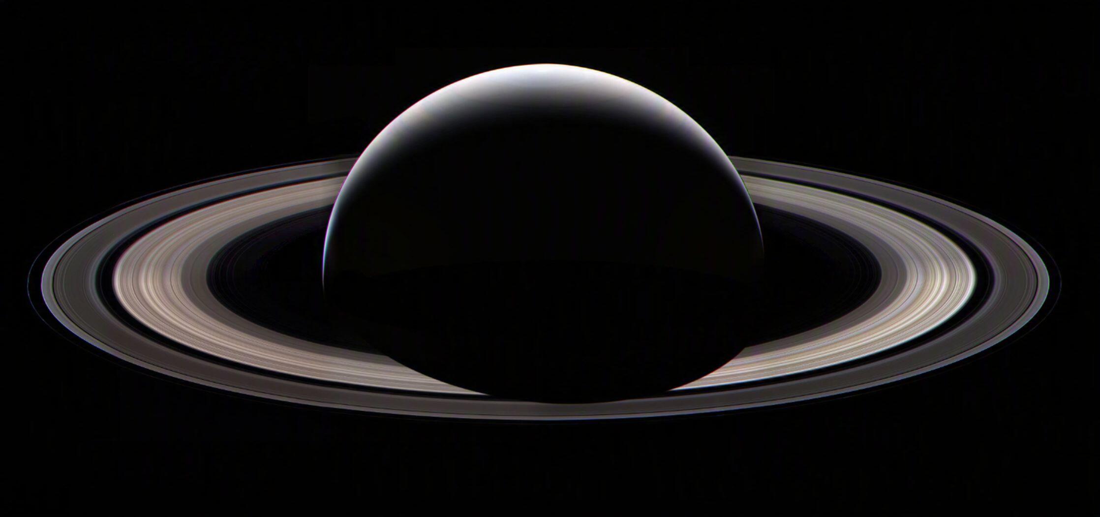 Saturn at night