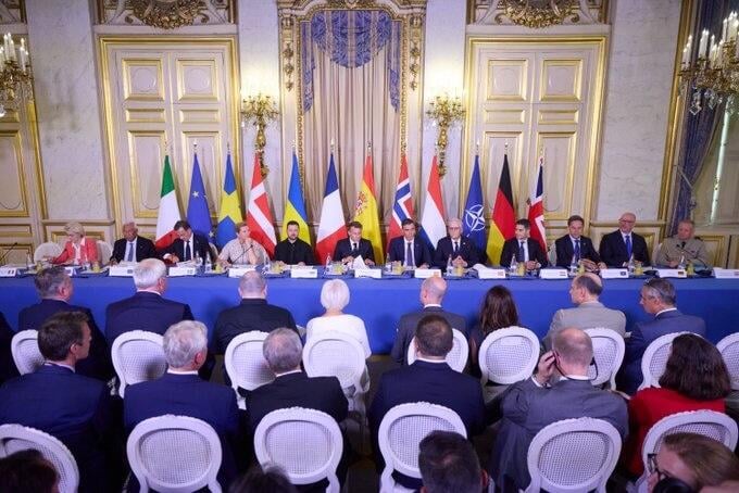 France hosted Ukrainian President Volodymyr Zelenskyy and the first gathering of the anti-ballistic missile coalition