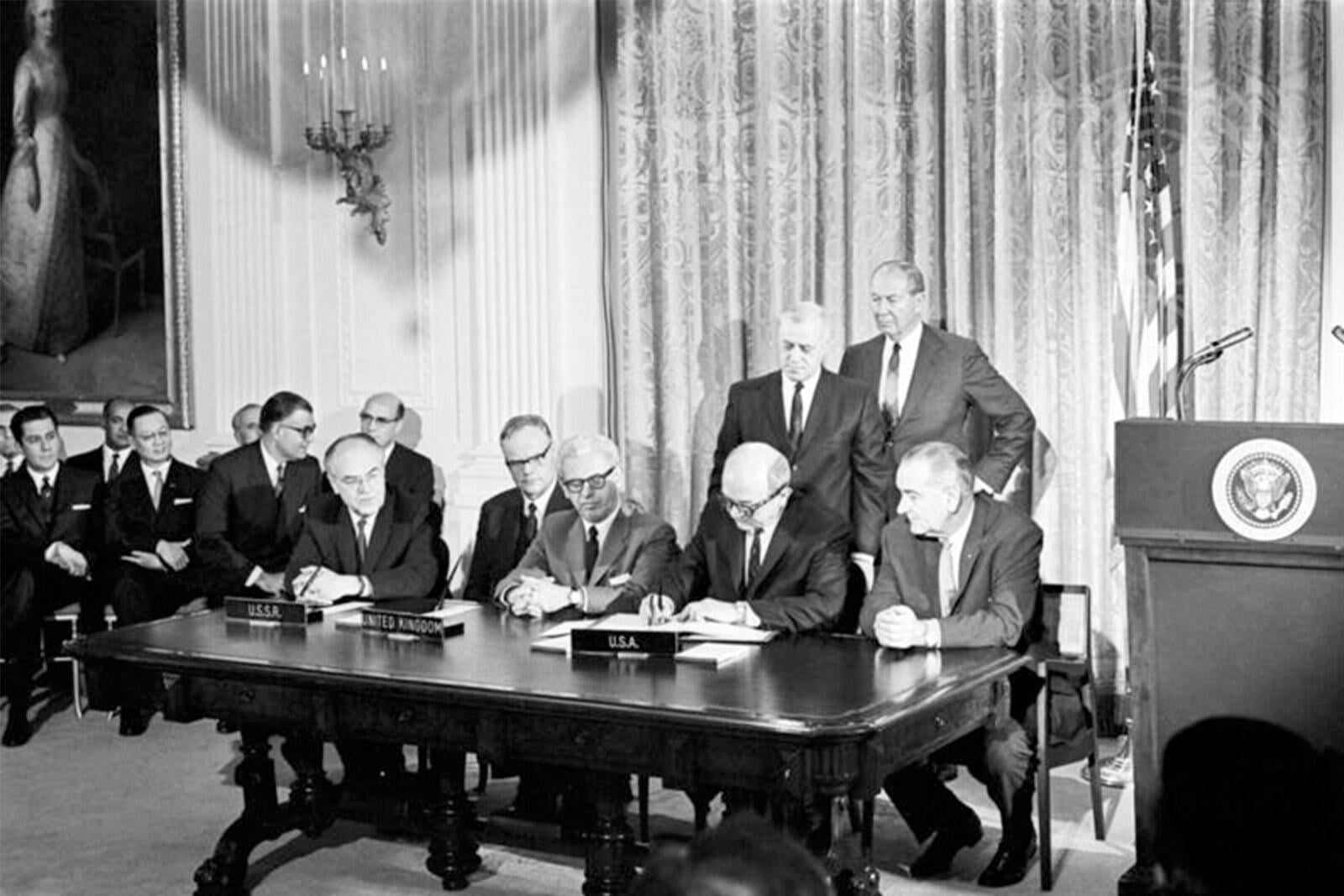 signing of the Outer Space Treaty