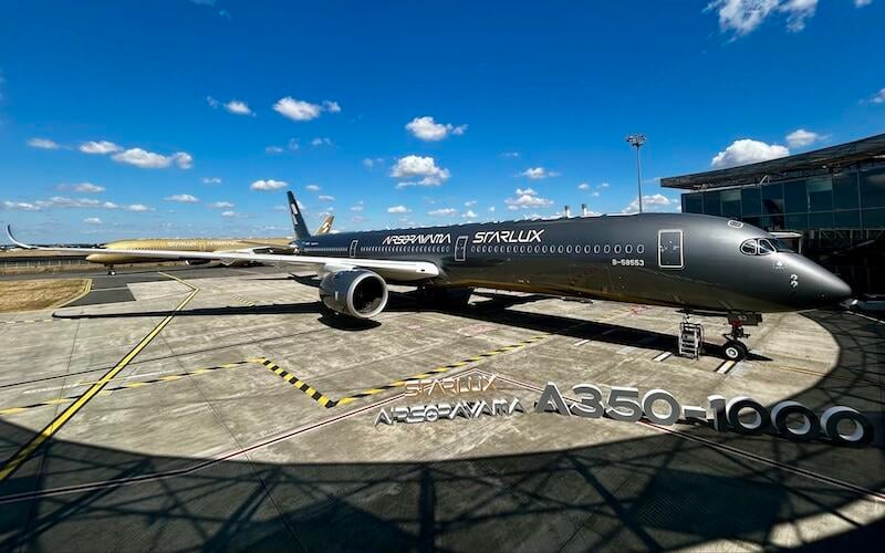 Starlux A350-1000