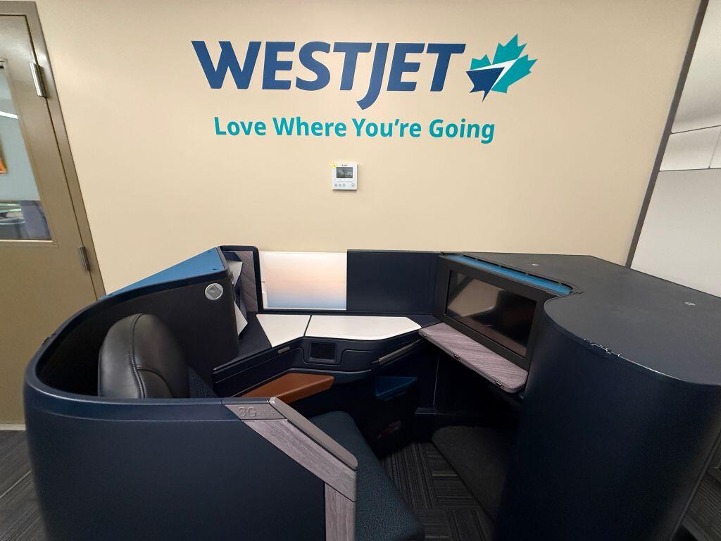 WestJet 787 cabin trainer