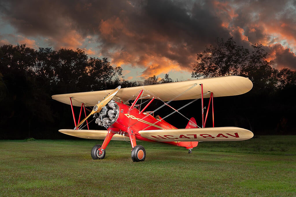 1944 Boeing A75L3 Stearman biplane