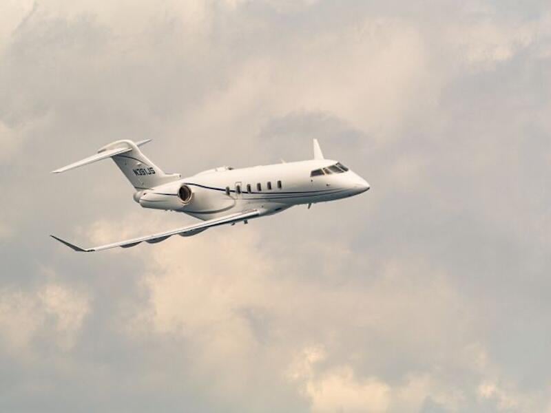 flyexclusive bombardier challenger 350 aircraft