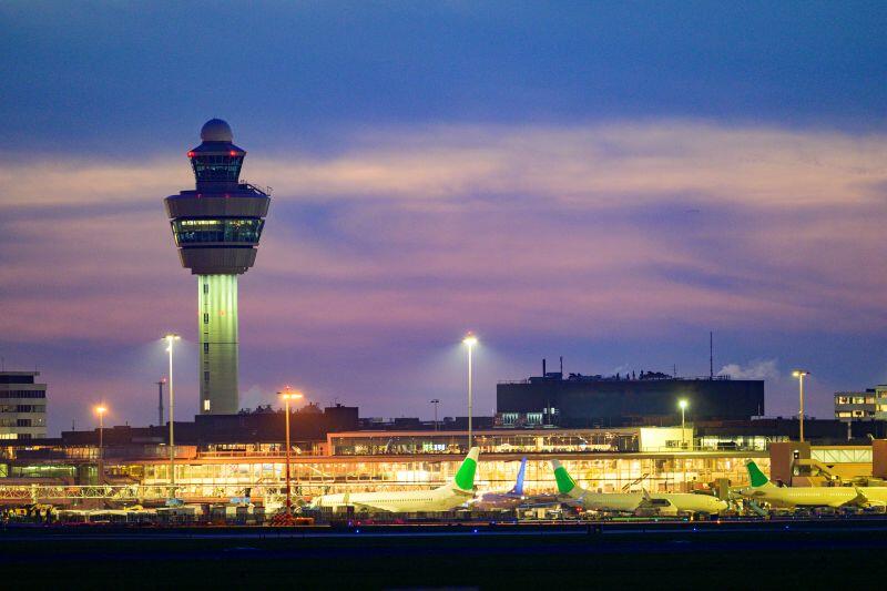 Schiphol night
