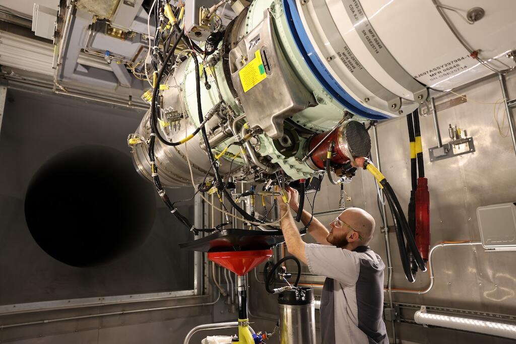Duncan Aviation's engine test cell