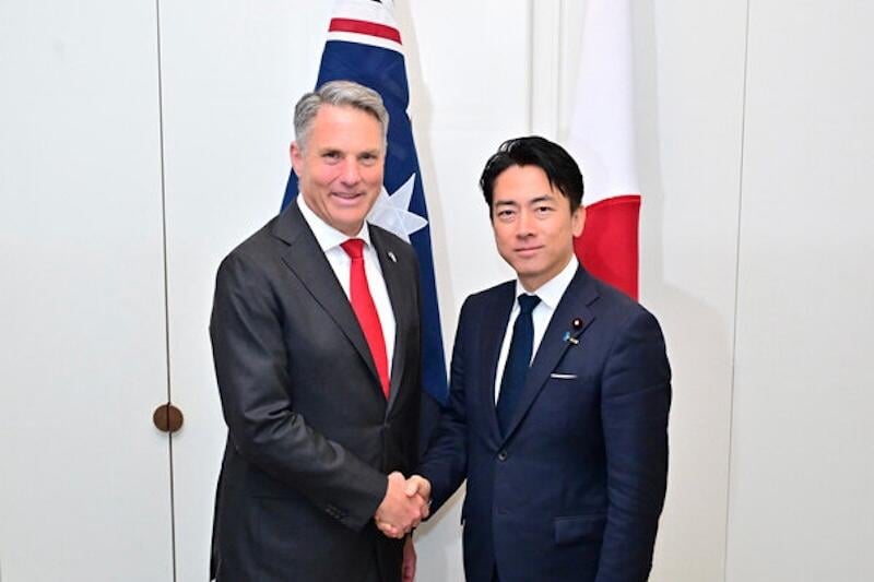 australian deputy prime minister and defense minister richard marles and japanese defense minister shinjirō koizumi 