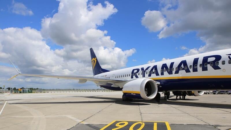 ryanair aircraft