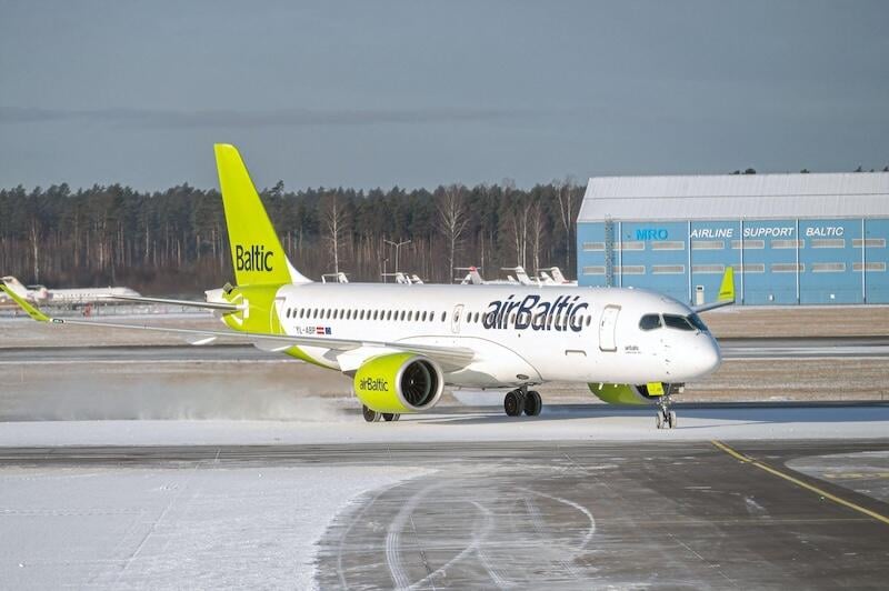 AirBaltic A220