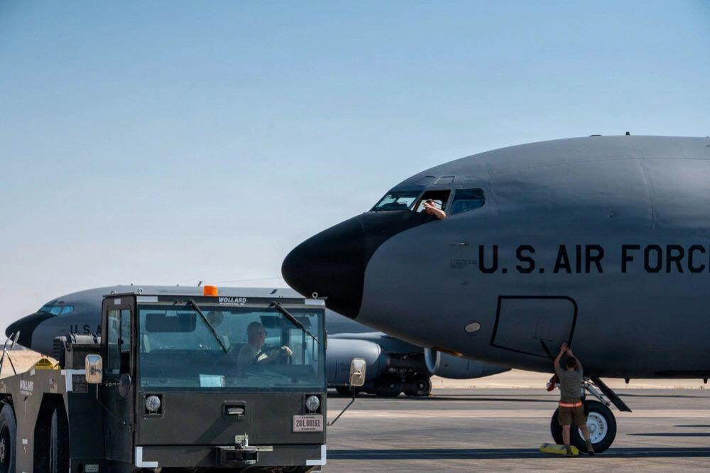 kc135