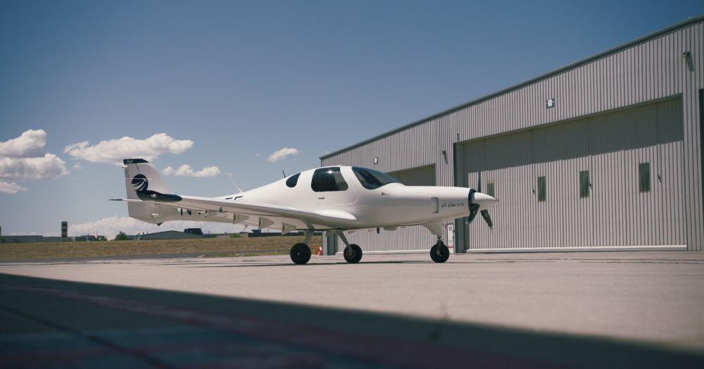 Bye Aerospace Caption: Bye's eFlyer 2 prototype is powered by a Safran electric motor and MagniX battery system