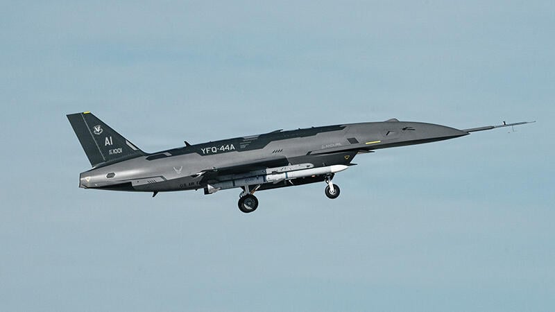 Anduril YFQ-44A flying
