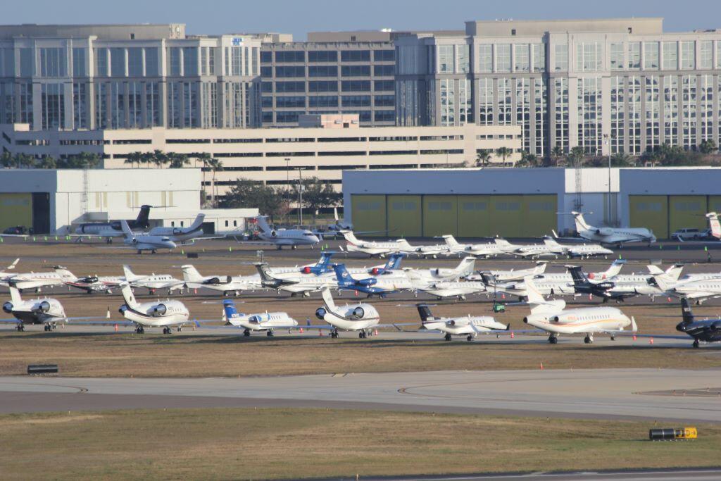 A busy ramp at Teterboro airport 