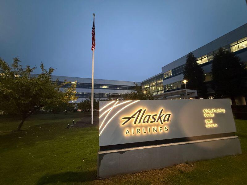 Located on the former Boeing Longacres campus in Renton, Washington, Alaska Airlines’ Global Training Center (GTC) officially opened in January 2026.