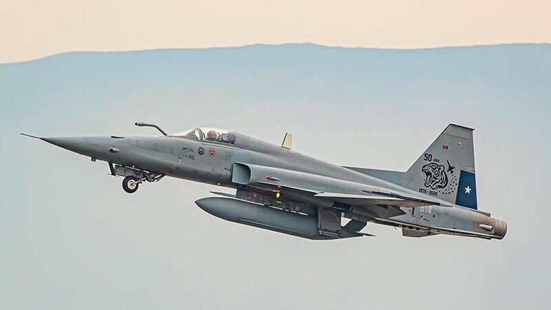 Chilean Air Force Northrop F-5 flying