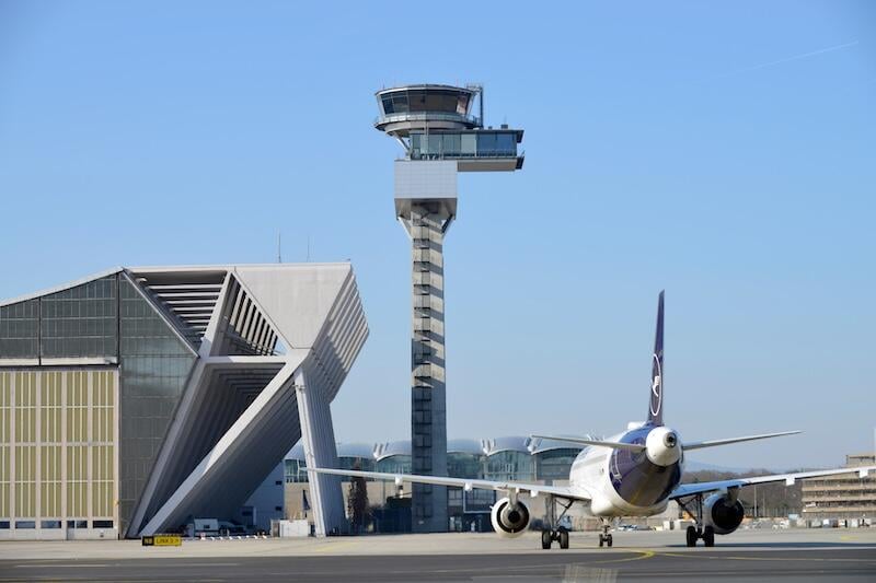 air traffic control tower frankfurt airport