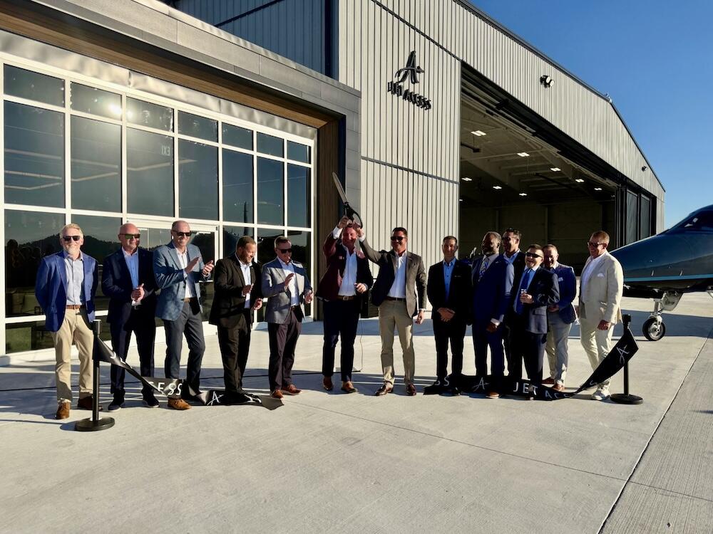 Jet Access opening of new terminal
