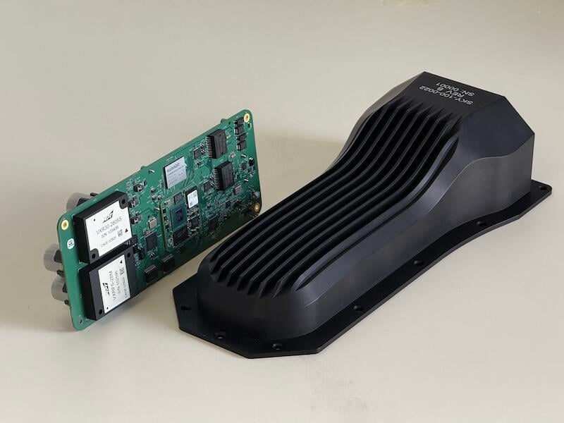 Skyband M100