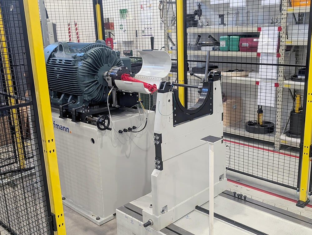 Balancing machine